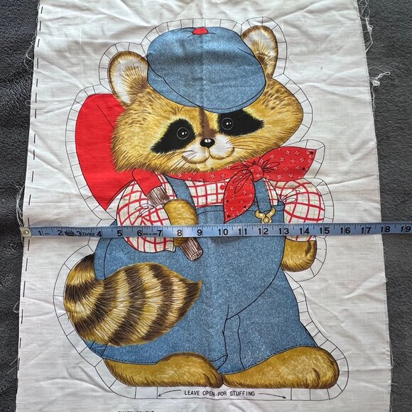 Springs Mills Raccoon Shovel Overall Cut Sew Pillow Fabric Panel 7517 Vintage - Picture 7 of 7